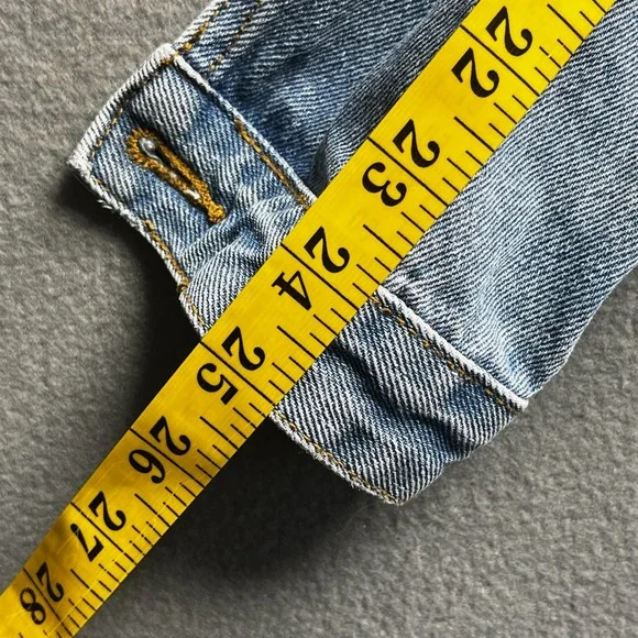 Fashion Nova‎ Distressed Light Wash Denim Jean Jacket - Picture 9 of 11